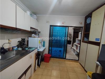 Casa en venta en La Magnolia, Envigado · foto 5 de 14
