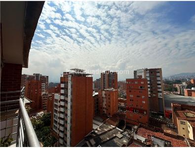 Apartamento de 3 alcobas en arriendo en Laureles Medellin, Medellín, 110 m² · foto 2 de 20