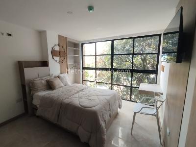Apartamento de 1 alcoba en arriendo en Boston, Medellín, 18 m² · foto 2 de 8
