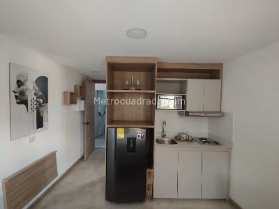 Apartamento de 1 alcoba en arriendo en Boston, Medellín, 18 m² · foto 7 de 8