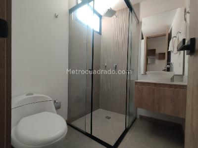 Apartamento de 1 alcoba en arriendo en Boston, Medellín, 18 m² · foto 8 de 8