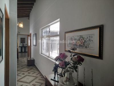 Apartamento en venta en El Nogal, Medellín · foto 17 de 20