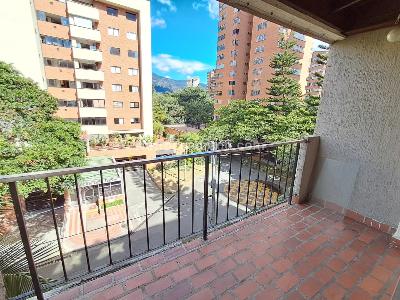 Apartamento de 3 alcobas en arriendo en Conquistadores, Medellín, 145 m² · foto 1 de 20