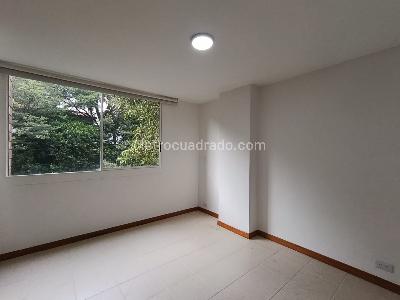 Apartamento de 3 alcobas en arriendo en Provenza, Medellín, 83 m² · foto 9 de 14