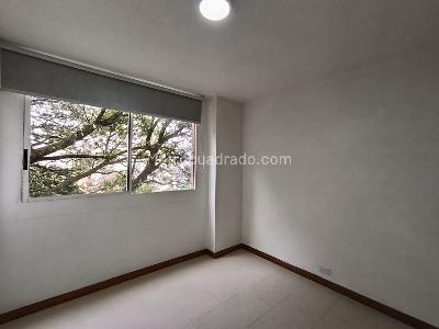 Apartamento de 3 alcobas en arriendo en Provenza, Medellín, 83 m² · foto 12 de 14