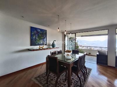 Apartamento de 3 alcobas en arriendo en La Calera, Medellín, 238 m² · foto 3 de 20
