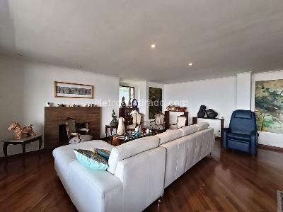 Apartamento de 3 alcobas en arriendo en La Calera, Medellín, 238 m² · foto 4 de 20