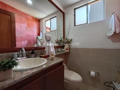 Apartamento de 3 alcobas en arriendo en La Calera, Medellín, 238 m² · foto 8 de 20