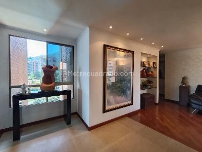 Apartamento de 3 alcobas en arriendo en La Calera, Medellín, 238 m² · foto 9 de 20