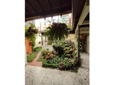 Casa de 4 alcobas en venta en Belen, Medellín, 247 m² · foto 14 de 16