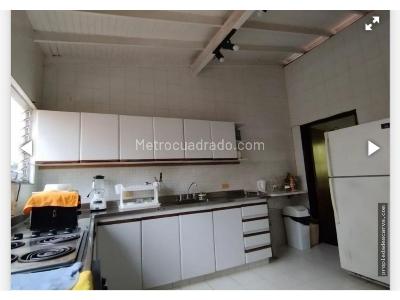 Casa de 4 alcobas en venta en Belen, Medellín, 247 m² · foto 3 de 16