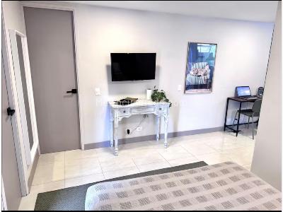 Apartaestudio en venta en La Aguacatala, Medellín, 40 m² · foto 9 de 20