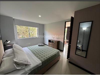 Apartaestudio en venta en Loma De Los Parra, Medellín, 38 m² · foto 3 de 13