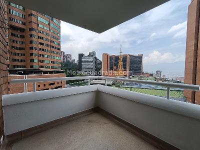 Apartamento de 3 alcobas en arriendo en El Tesoro, Medellín, 172 m² · foto 5 de 20