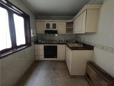 Casa de 3 alcobas en venta en Santa Monica 1, Medellín, 122 m² · foto 4 de 18