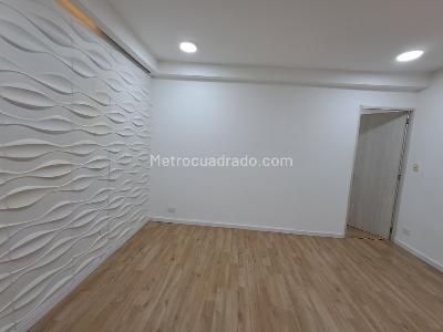 Casa de 5 alcobas en arriendo en Manila, Medellín, 220 m² · foto 2 de 20