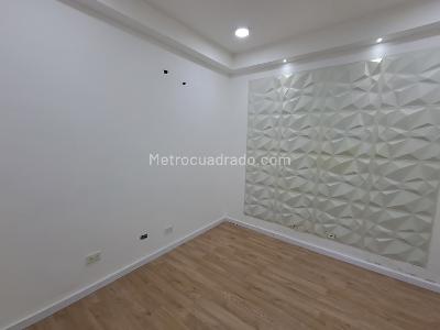 Casa de 5 alcobas en arriendo en Manila, Medellín, 220 m² · foto 3 de 20