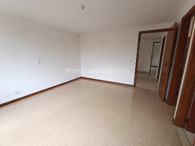Apartamento de 3 alcobas en arriendo en Las Lomas, Medellín, 145 m² · foto 5 de 20