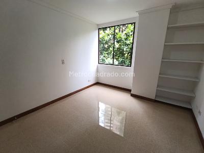 Apartamento de 3 alcobas en arriendo en Las Lomas, Medellín, 145 m² · foto 7 de 20
