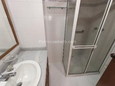 Apartamento de 3 alcobas en arriendo en Las Lomas, Medellín, 145 m² · foto 11 de 20