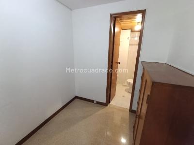 Apartamento de 3 alcobas en arriendo en Las Lomas, Medellín, 145 m² · foto 17 de 20