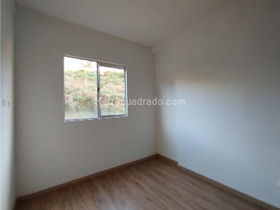 Apartamento de 2 alcobas en venta en Fontibon, Rionegro, 65 m² · foto 5 de 10