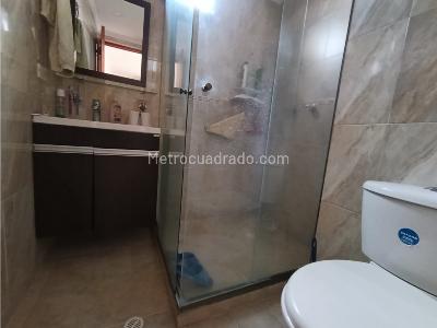 Apartamento de 3 alcobas en venta en Laureles, Medellín, 90 m² · foto 5 de 20
