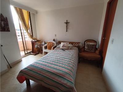 Apartamento de 3 alcobas en venta en Laureles, Medellín, 90 m² · foto 6 de 20