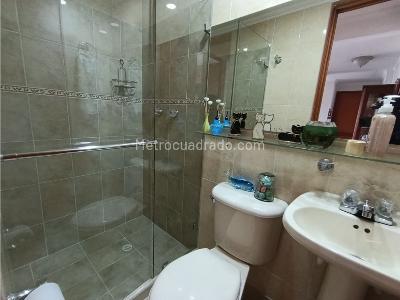 Apartamento de 3 alcobas en venta en Laureles, Medellín, 90 m² · foto 8 de 20