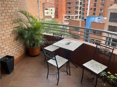 Apartamento de 3 alcobas en venta en Laureles, Medellín, 138 m² · foto 6 de 20