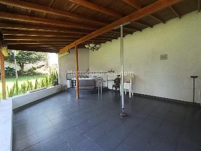 Casa de 5 alcobas en arriendo en El Poblado, Medellín, 1000 m² · foto 16 de 20