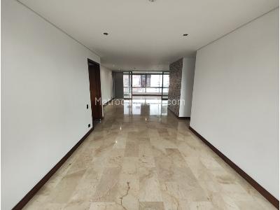 Apartamento de 3 alcobas en venta en La Florida, Medellín, 176 m² · foto 5 de 19