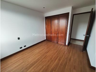 Apartamento de 3 alcobas en venta en La Florida, Medellín, 176 m² · foto 12 de 19