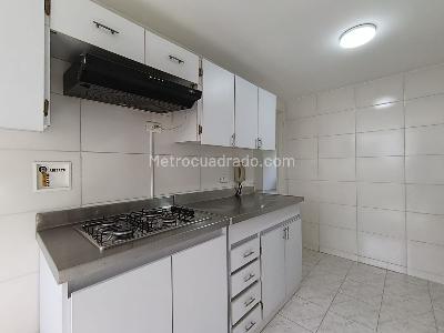 Apartamento de 4 alcobas en arriendo en El Campestre La Frontera, Medellín, 135 m² · foto 4 de 20