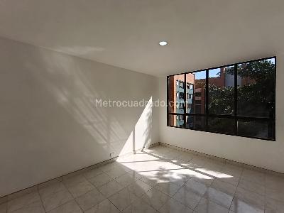 Apartamento de 4 alcobas en arriendo en El Campestre La Frontera, Medellín, 135 m² · foto 9 de 20