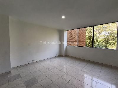 Apartamento de 4 alcobas en arriendo en El Campestre La Frontera, Medellín, 135 m² · foto 15 de 20