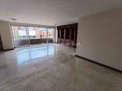 Apartamento de 3 alcobas en arriendo en Laureles Medellin, Medellín, 185 m² · foto 15 de 20