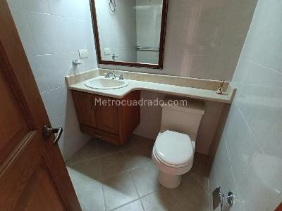 Apartamento de 3 alcobas en arriendo en Laureles Medellin, Medellín, 185 m² · foto 16 de 20