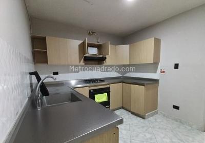 Casa de 5 alcobas en arriendo en La Magnolia, Envigado, 140 m² · foto 6 de 20