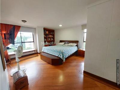 Apartamento de 3 alcobas en arriendo en La Aguacatala, Medellín, 187 m² · foto 20 de 20