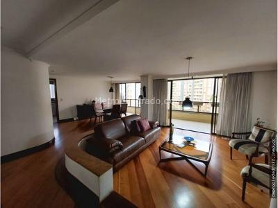 Apartamento de 3 alcobas en arriendo en La Aguacatala, Medellín, 187 m² · foto 3 de 20