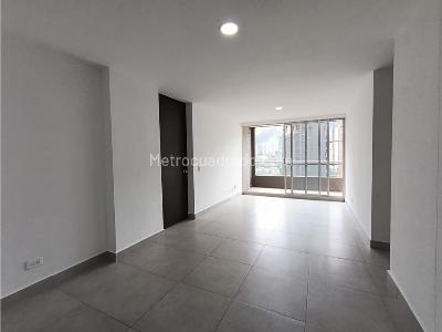 Apartamento de 3 alcobas en venta en Ciudad Del Rio, Medellín, 73 m² · foto 4 de 19