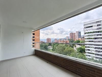 Apartamento de 2 alcobas en arriendo en Los Balsos, Medellín, 110 m² · foto 5 de 18