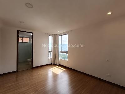 Apartamento de 2 alcobas en arriendo en Los Balsos, Medellín, 110 m² · foto 9 de 18