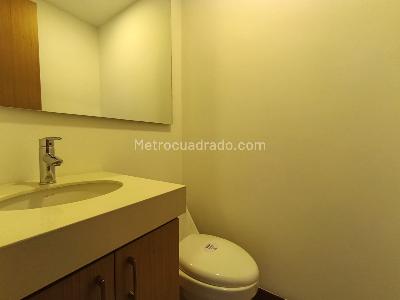 Apartamento de 2 alcobas en arriendo en Los Balsos, Medellín, 110 m² · foto 17 de 18