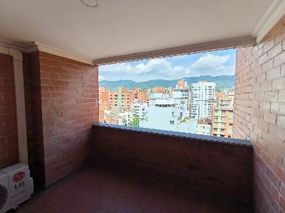 Apartamento de 2 alcobas en arriendo en Laureles Medellin, Medellín, 210 m² · foto 2 de 20