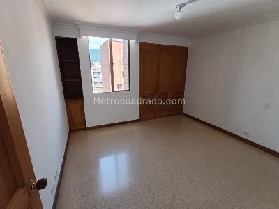 Apartamento de 2 alcobas en arriendo en Laureles Medellin, Medellín, 210 m² · foto 6 de 20