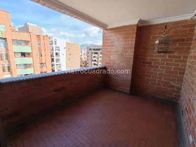Apartamento de 2 alcobas en arriendo en Laureles Medellin, Medellín, 210 m² · foto 18 de 20