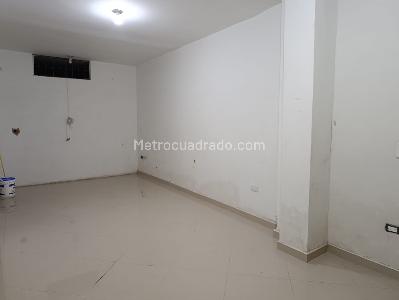 Casa de 3 alcobas en arriendo en Los Naranjos Envigado, Envigado, 180 m² · foto 9 de 13