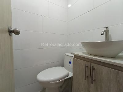 Apartamento de 3 alcobas en arriendo en Barrio Mesa Envigado, Envigado, 115 m² · foto 7 de 14